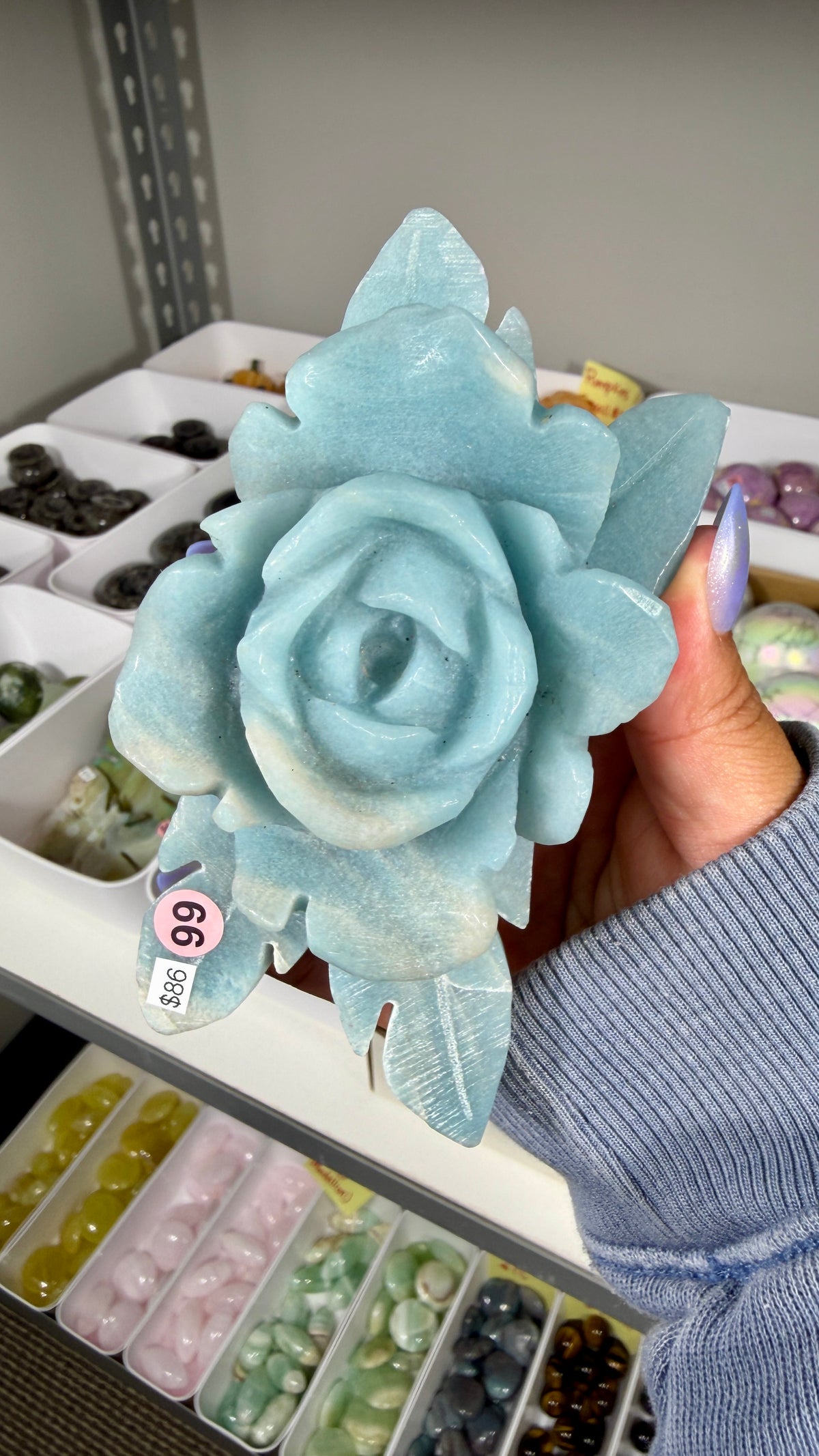 Gorgeous Hand Carved Trolleite Flower | Opt 99