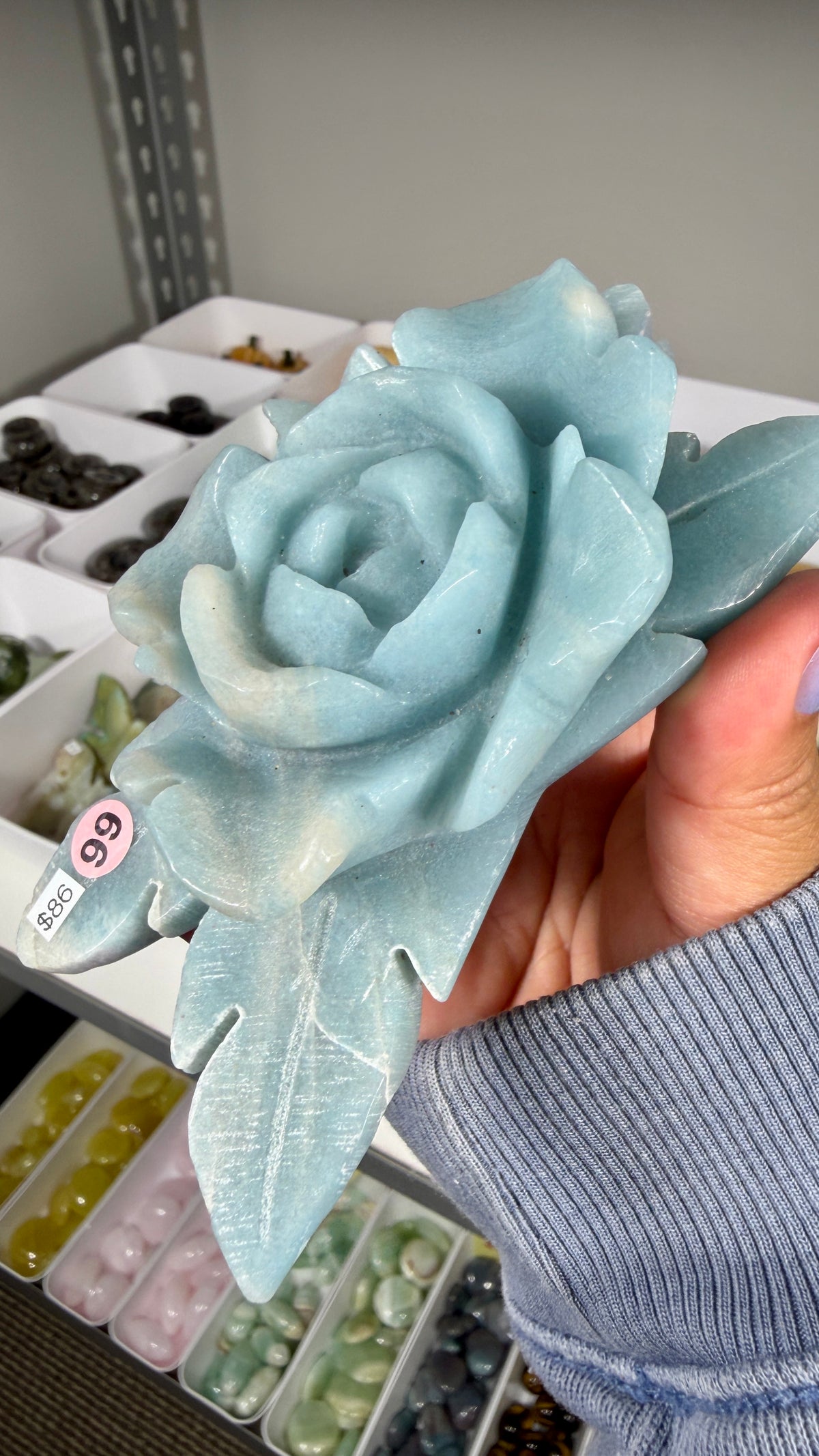Gorgeous Hand Carved Trolleite Flower | Opt 99