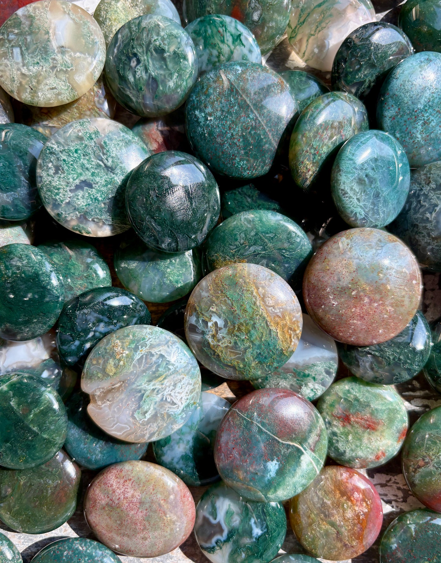 One (1) Moss Agate Mini Medallion | Intuitively Chosen