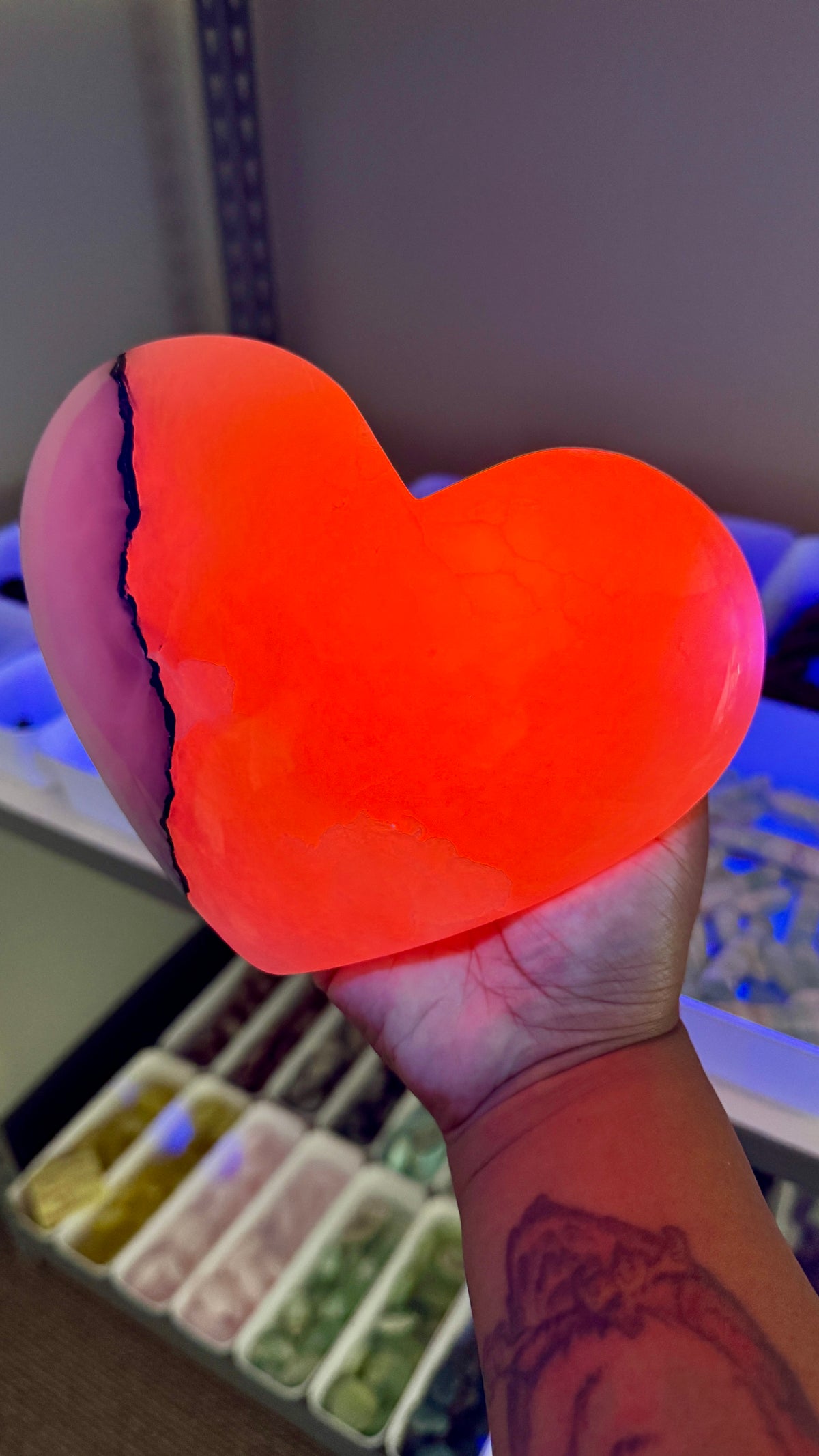 Gorgeous XL Smokey Pink Mango Heart (UV Reactive) | Opt 62