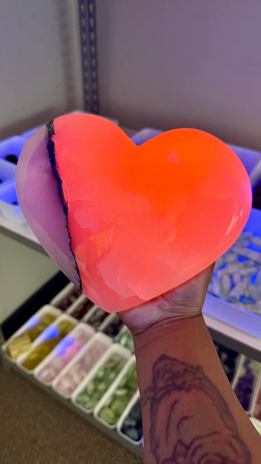 Gorgeous XL Smokey Pink Mangano Heart (UV Reactive) | Opt 65