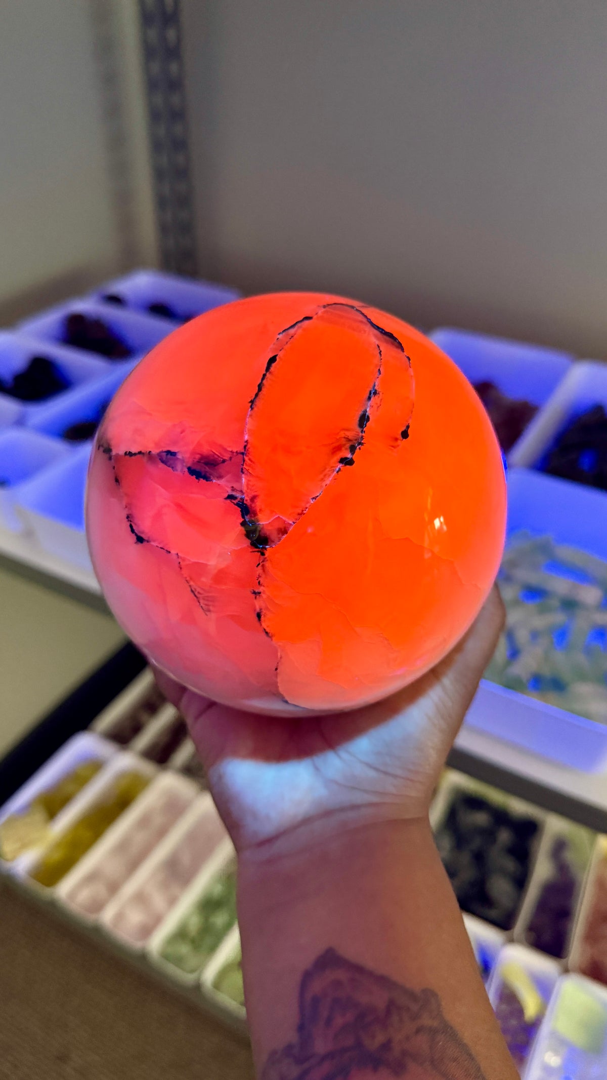 Gorgeous XL Smokey Pink Mango Sphere (UV Reactive) | Only 1
