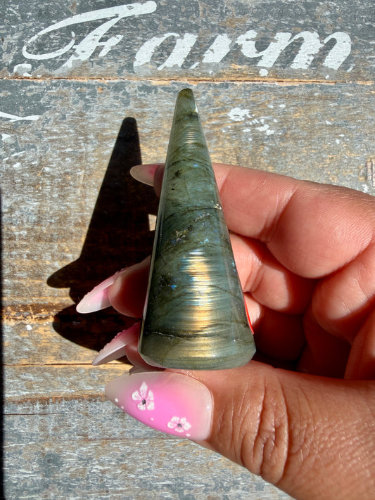 Gorgeous Labradorite Ring Holder | Opt 4