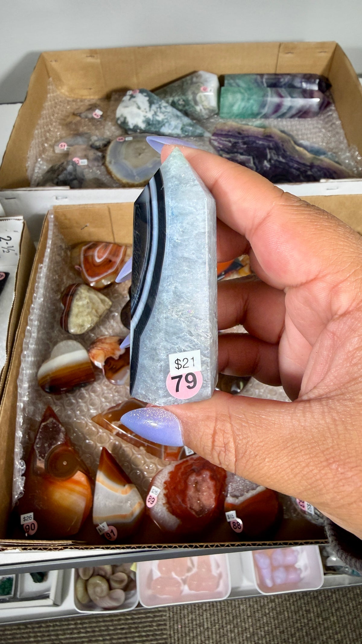 Gorgeous Banded Agate Tower (dyed) | Opt 79