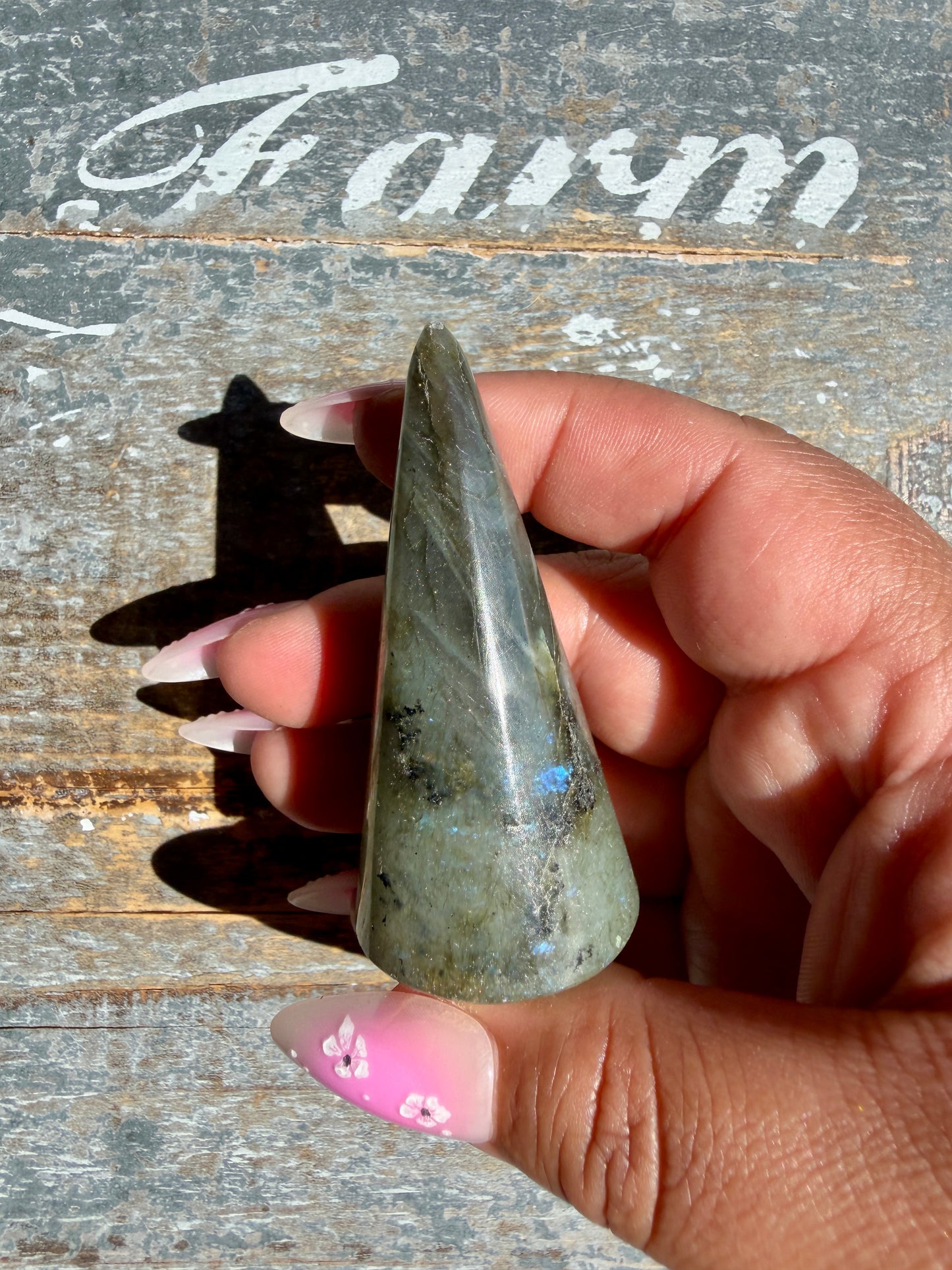 Gorgeous Labradorite Ring Holder | Opt 5