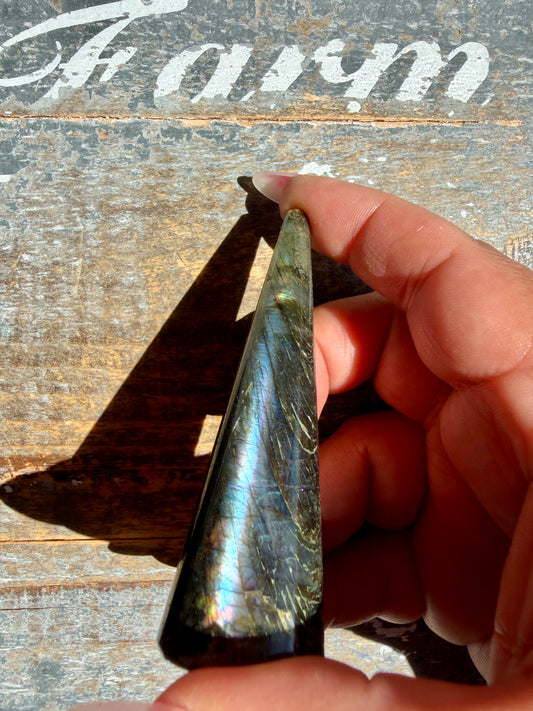 Gorgeous Labradorite Ring Holder | Opt 21